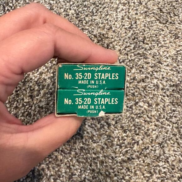 The Swingline 747 Vintage Mini Stapler Gray Metal with Pack of Staples 35-2D - Picture 2 of 8